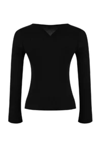 TRENDYOLMİLLA Black Fitted Asymmetric Collar Accessory Detailed Soft Knitting Blouse - Image 6