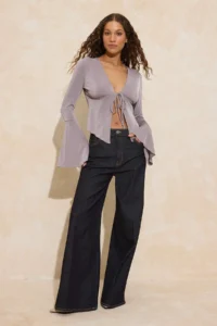 TRENDYOLMİLLA Stone Fitted V-neck Long Sleeve Binding Detailed Buzzy Knitting Blouse - Image 2