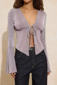 TRENDYOLMİLLA Stone Fitted V-neck Long Sleeve Binding Detailed Buzzy Knitting Blouse - Image 3