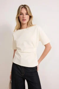 TRENDYOLMİLLA Ecru Fitted Boat Neck Drop Sleeve Short Sleeve interlock Knitting Blouse