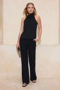 TRENDYOLMİLLA Black Fitted Barbell Collar Accessory Detailed Scuba Crepe Knitting Blouse - Image 2
