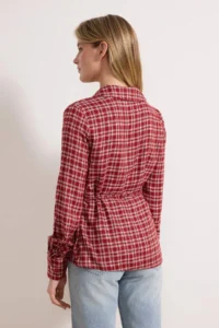 TRENDYOLMİLLA Rejection Double breasted Binding Detailed Viscose Weaving Blouse - Image 4