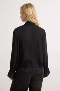 TRENDYOLMİLLA Black Scarf and Lace Detailed Chic Weaving Blouse - Image 5