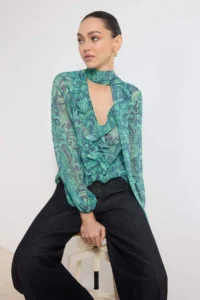 TRENDYOLMİLLA Green Shawl Patterned Boho Transparan Siphon Weaving Blouse