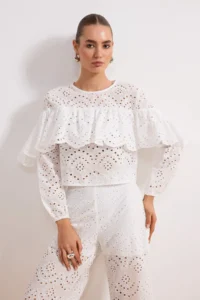 TRENDYOLMİLLA White Frilly Wide Pattern Weaving embroidery Blouse