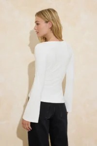 TRENDYOLMİLLA Ecru Fitted Boat Neck Accessory Detailed Soft Knitting Blouse - Image 4