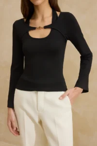 TRENDYOLMİLLA Black Fitted Boat Neck Accessory Detailed Cotton Rib Knitting Blouse - Image 3