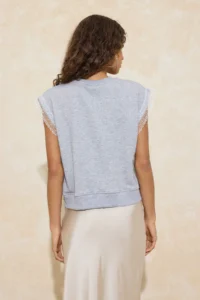 TRENDYOLMİLLA Gray Melange relaxed Pattern Sleeveless embroidery and Weaving Label Detailed Knitting Blouse - Image 4