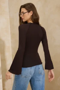 TRENDYOLMİLLA Brown Transparent Fitted Dog collar ribbed Knitting Blouse - Image 3