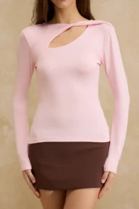TRENDYOLMİLLA Light Pink Fitted Soft Knitting Blouse with Window Detail - Image 2