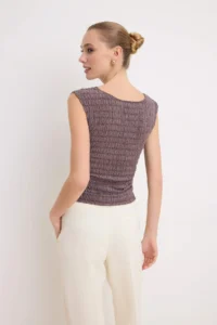 TRENDYOLMİLLA Light Brown Fitted Boat Neck Sleeveless Shirred textured Knitting Blouse - Image 4