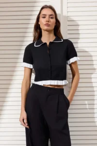 TRENDYOLMİLLA Black Polo Shirt Collar Flywheel Detailed Crop Color Blocked Knitwear Thin Blouse