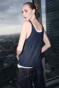 TRENDYOLMİLLA Limited Edition Navy Blue Cowl Neck Color Bloklu Knitwear Thin Blouse - Image 3