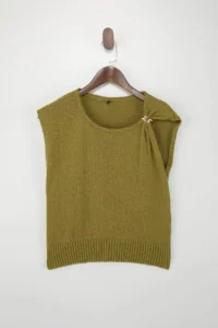 TRENDYOLMİLLA Limited Edition Oil Green Asymmetric Collar Accessory Detailed Knitwear Thin Blouse - Image 5