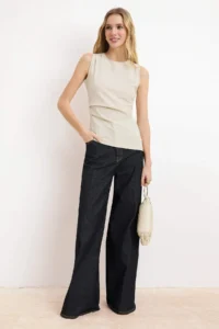 TRENDYOLMİLLA Stone Fitted Sleeveless Paper Touch Knitting Blouse - Image 2