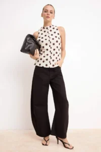 TRENDYOLMİLLA Ecru Polka Dot Fitted Satin Knitting Blouse - Image 2