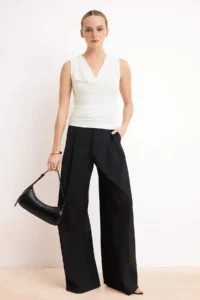 TRENDYOLMİLLA Ecru Fitted Off-Shoulder Neck Sleeveless Soft Knitting Blouse - Image 2
