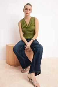TRENDYOLMİLLA Khaki Fitted Off-Shoulder Neck Sleeveless Soft Knitting Blouse - Image 2