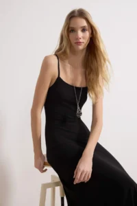 TRENDYOLMİLLA Black A-Kesim/Life Form Cowl Neck Thin Sleeveless Sleeveless Maxi Flexible Knitting Dress - Image 2