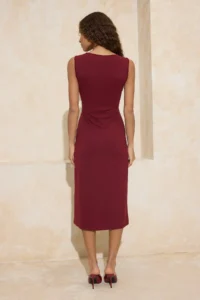 TRENDYOLMİLLA Burgundy bodycon Cowl Neck Sleeveless Accessory Detailed Midi interlock Knitting Dress - Image 4