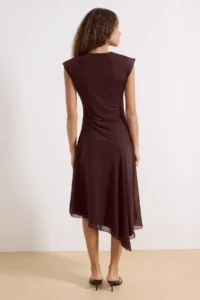 TRENDYOLMİLLA Brown Waist Open Boat Neck Sleeveless Shirred Maxi Tulle Knitting Dress - Image 4