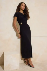 TRENDYOLMİLLA Black A-Kesim/Life Form Off-Shoulder Neck Accessory Detailed Maxi Flexible Knitting Dress - Image 2