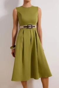 TRENDYOLMİLLA Khaki Plain Arched Pleat Detailed Midi Weaving Dress - Image 3