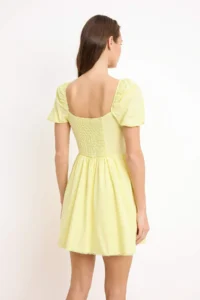 TRENDYOLMİLLA Light Yellow Plain Lace Detailed Short / Mini Weaving Dress - Image 4