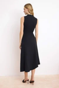 TRENDYOLMİLLA Black A-Kesim/Life Form Asymmetric Sleeveless Shirred Midi Paper Touch Knitting Dress - Image 4