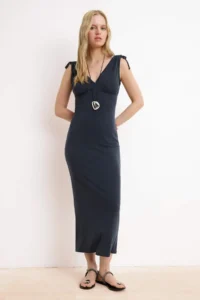 TRENDYOLMİLLA Anthracite bodycon V-neck Sleeveless Binding Detailed Maxi Modal Knitting Dress - Image 2