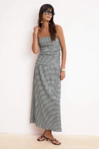 TRENDYOLMİLLA Black Plaid A-Kesim/Life Form Strapless Sleeveless Shirred Maxi textured Knitting Dress - Image 2