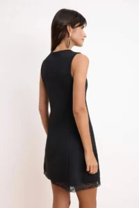 TRENDYOLMİLLA Black A-Kesim/Life Form Boat Neck Sleeveless Lace Detailed Mini interlock Knitting Dress - Image 4