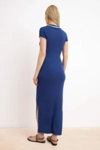 TRENDYOLMİLLA Navy Blue Striped bodycon V-neck Moon Arm Short Sleeve Maxi Soft Knitting Dress - Image 4