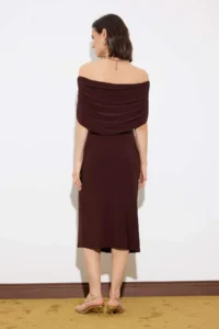 TRENDYOLMİLLA Limited Edition Brown bodycon Carmen Collar Sleeveless Flexible Knitting Dress - Image 4