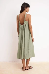 TRENDYOLMİLLA Khaki shift/Plain Cowl Neck Sleeveless Arched textured Knitting Dress - Image 4