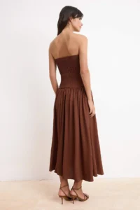 TRENDYOLMİLLA Brown Strapless Sleeveless Gipelli textured Knitting Dress - Image 4