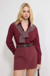TRENDYOLMiLLA Burgundy Belt Detailed Mini 100% Cotton Denim Skirt - Image 2
