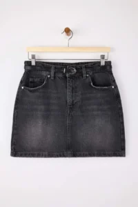 TRENDYOLMiLLA Gray Belt Detailed Mini Denim Skirt - Image 5