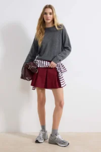 TRENDYOLMiLLA Burgundy 100% Cotton Gabardine Pleat Detailed Mini Skirt