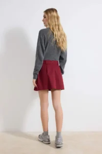 TRENDYOLMiLLA Burgundy 100% Cotton Gabardine Pleat Detailed Mini Skirt - Image 4