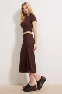 TRENDYOLMİLLA Dark Brown Floral Pen Shirred Regular Waist Midi Jacquard Knitting Skirt - Image 2