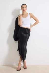 TRENDYOLMiLLA Black Asymmetric Kesim Lace Detailed Weaving Satin Midi Skirt - Image 3