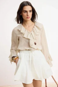 TRENDYOLMİLLA White Muslin Mini Shorts Skirt - Image 2