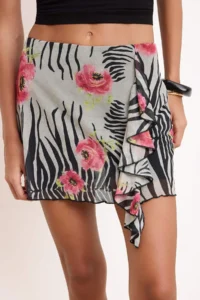 TRENDYOLMİLLA Multicolored Printed Pen Ruffle Detailed Regular Waist Tulle Flexible Knitting Skirt - Image 3