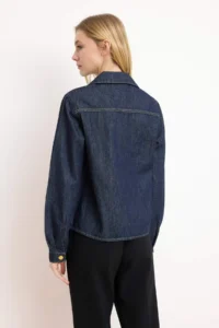 TRENDYOLMİLLA Dark Blue Button Detailed Basic 100% Cotton denim Shirt - Image 4