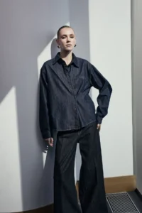 TRENDYOLMİLLA Limited Edition Dark Blue Button Detailed 100% Cotton denim Shirt - Image 2