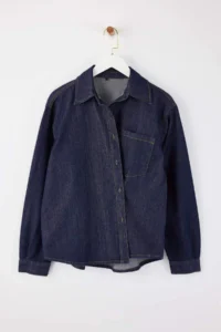 TRENDYOLMİLLA Limited Edition Dark Blue Button Detailed 100% Cotton denim Shirt - Image 7