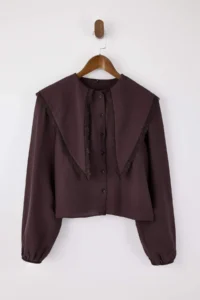 TRENDYOLMİLLA Dark Brown Baby Collar Lace Garnished Soft Touch Shirt - Image 5