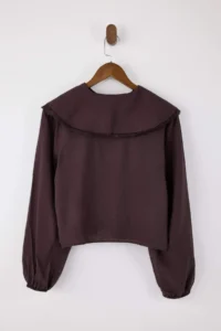 TRENDYOLMİLLA Dark Brown Baby Collar Lace Garnished Soft Touch Shirt - Image 7