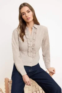 TRENDYOLMİLLA Brown Gingham Waist Frilly Shirt - Image 2